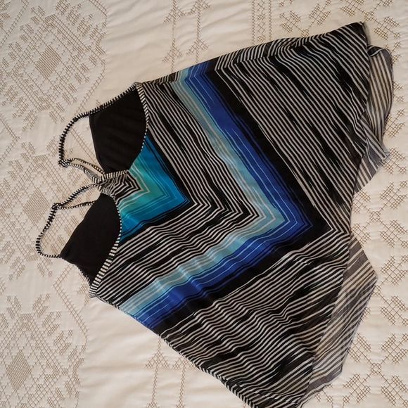 Beach House Swim Tankini (SM) - Picture 3 of 4